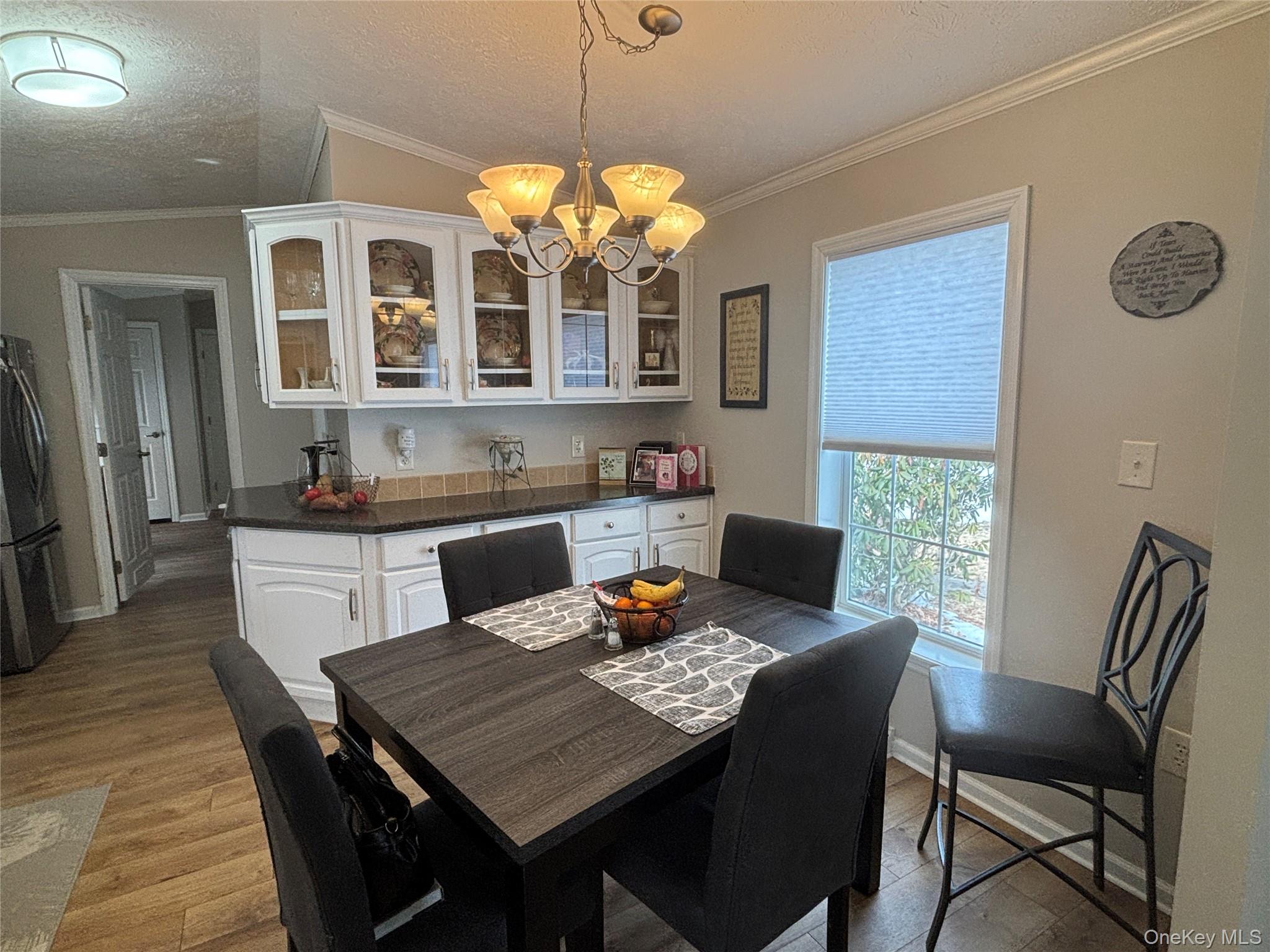 #19 photo, 1661 Old Country Road, Riverhead , NY 11901