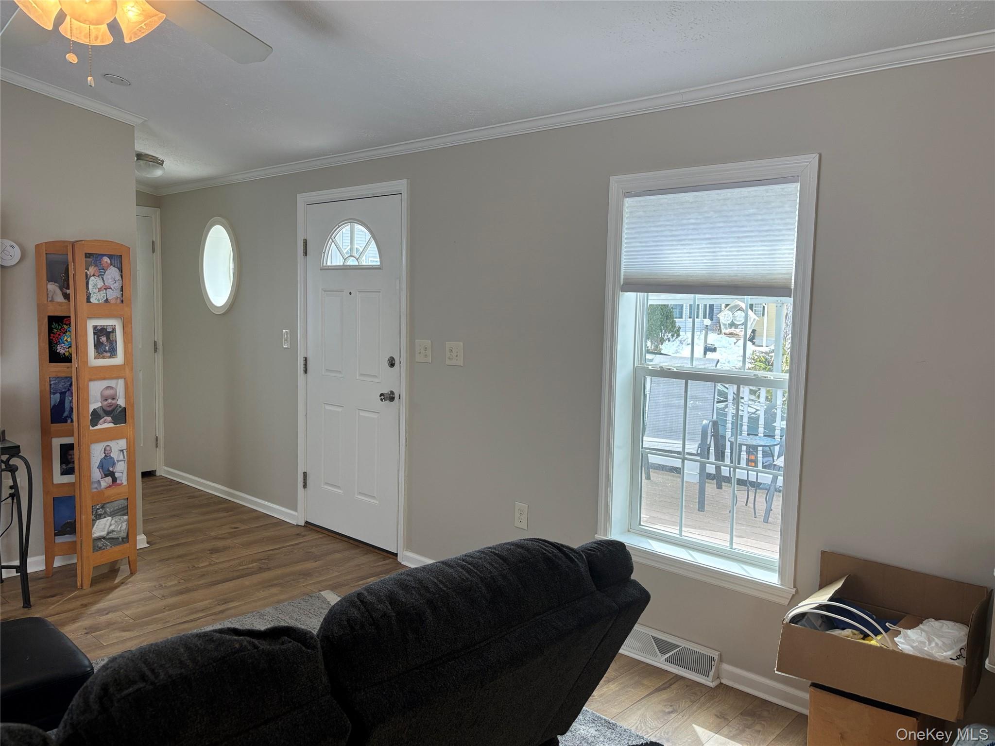 #8 photo, 1661 Old Country Road, Riverhead , NY 11901