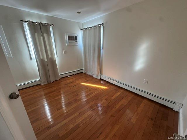 #7 photo, 116 Winter Lane, Hicksville , NY 11801