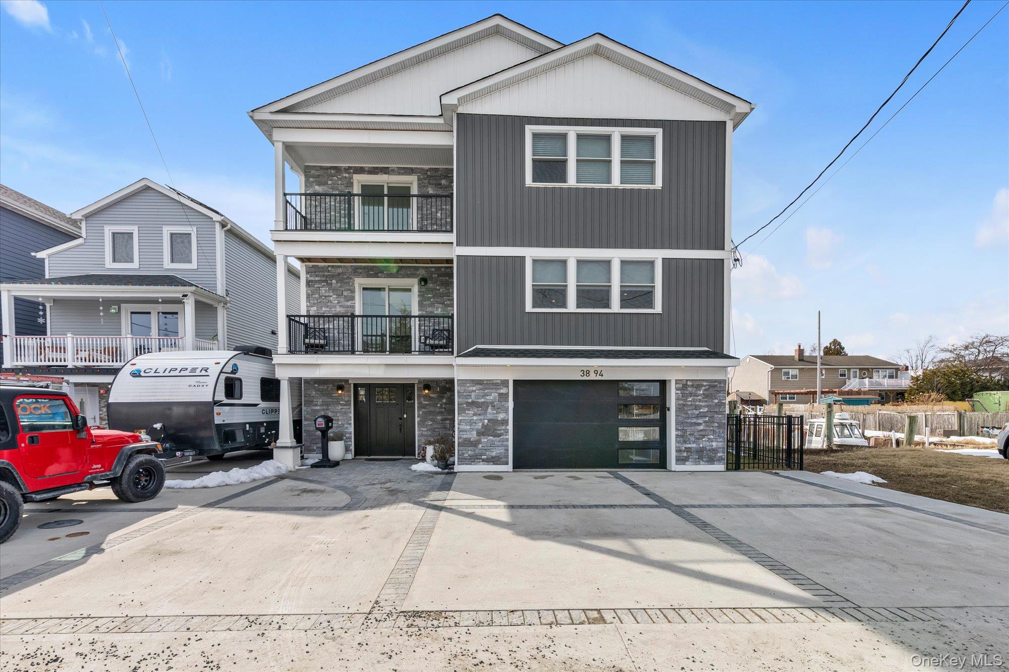 #1 photo, 3894 Sands Lane, ناسو Seaford , NY 11783