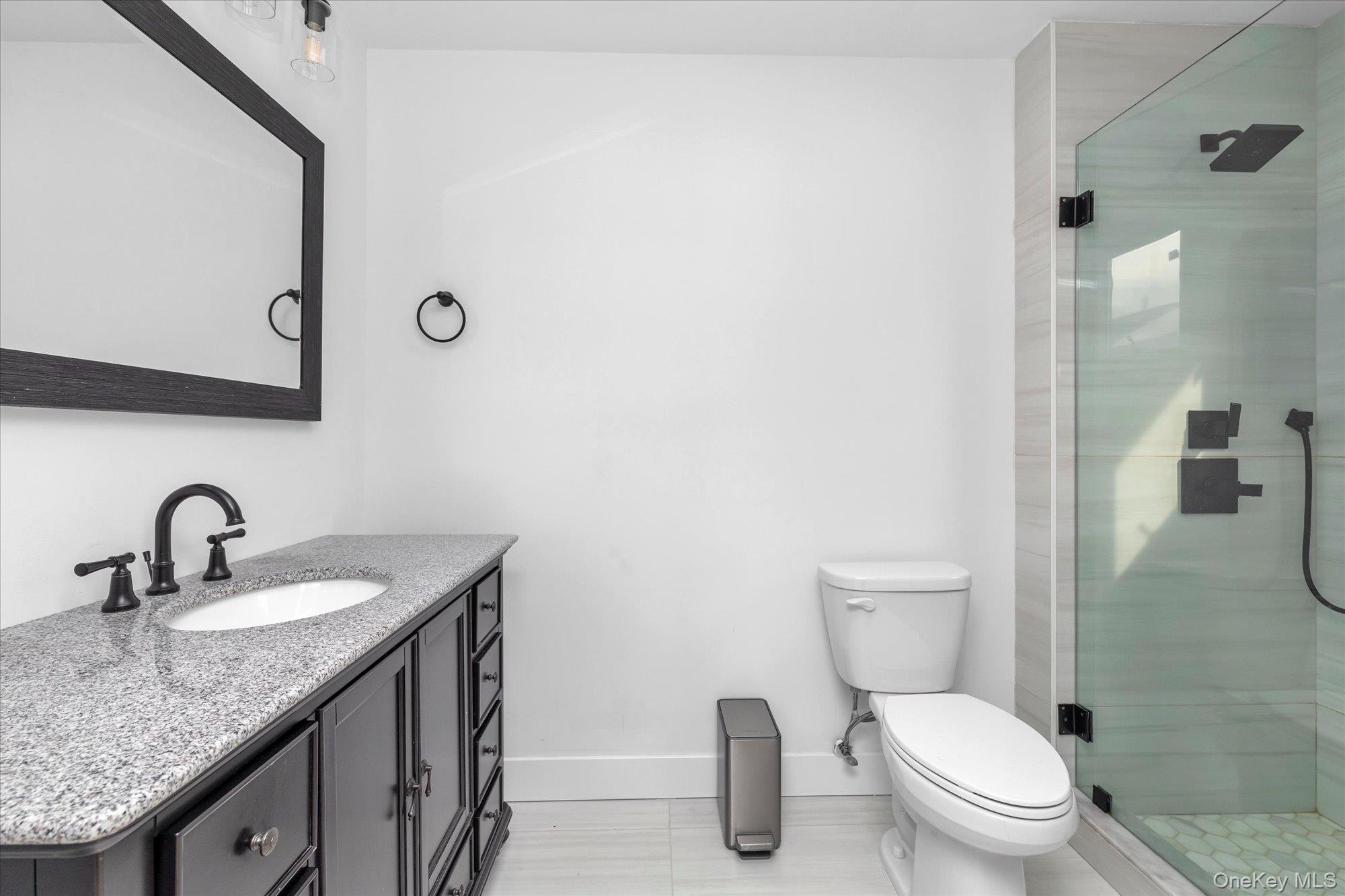 #12 photo, 3894 Sands Lane, ناسو Seaford , NY 11783