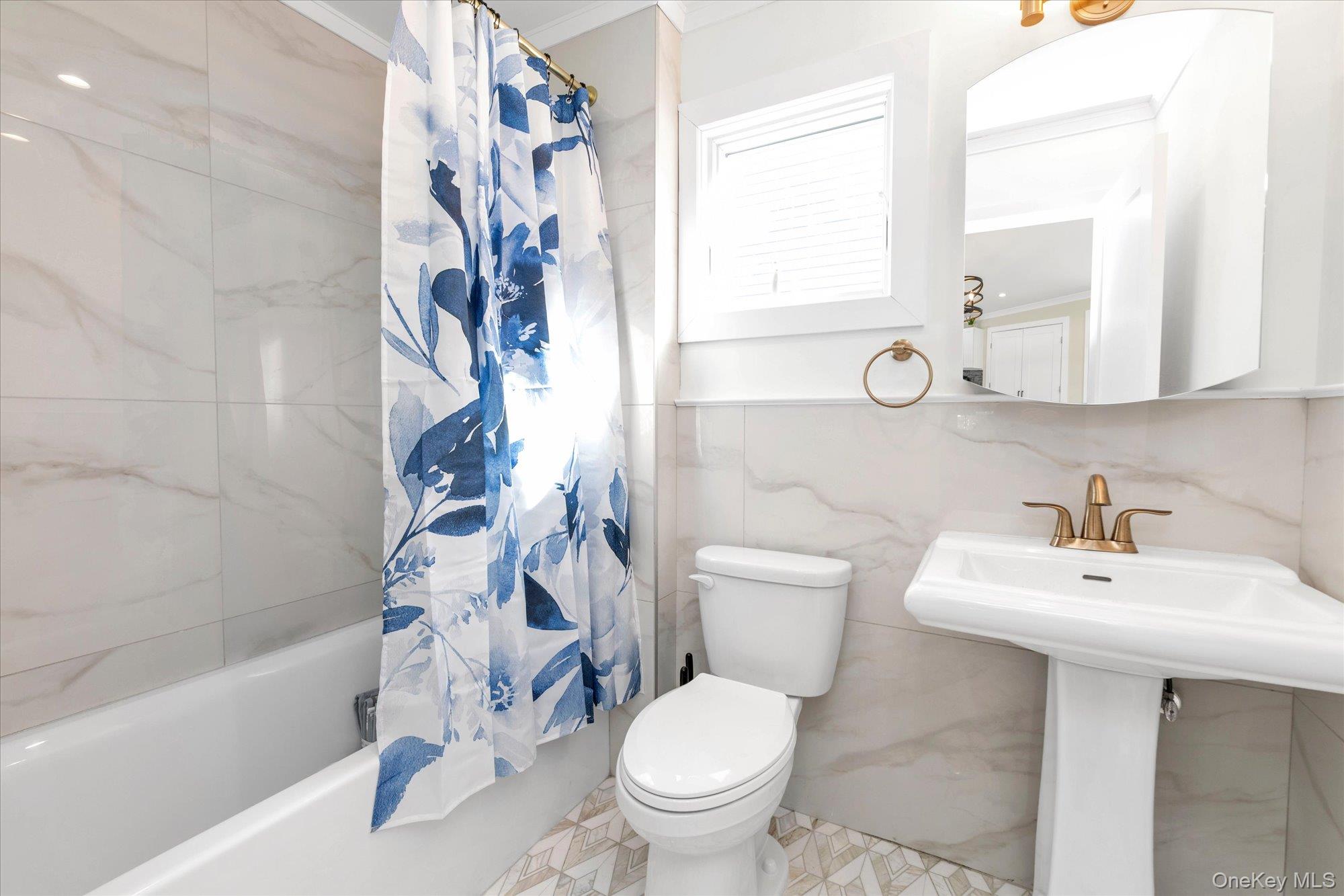 #17 photo, 3894 Sands Lane, ناسو Seaford , NY 11783