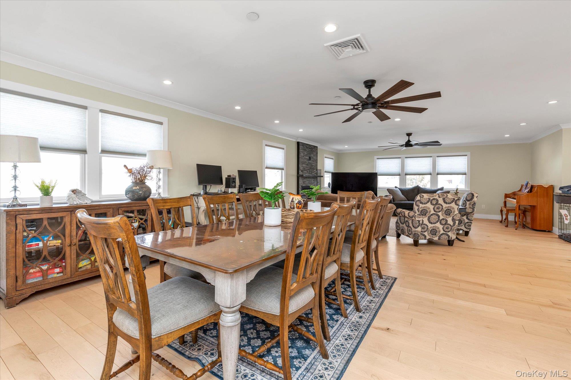 #5 photo, 3894 Sands Lane, ناسو Seaford , NY 11783