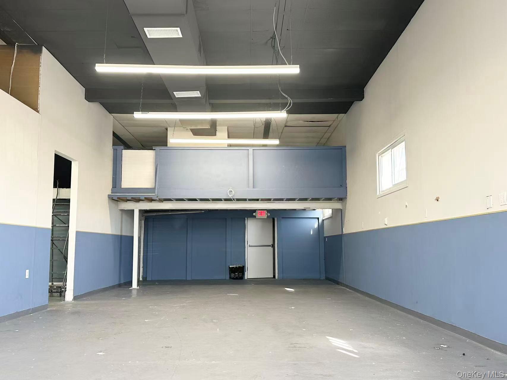 #4 photo, 230 Herricks Road, Mineola , NY 11501