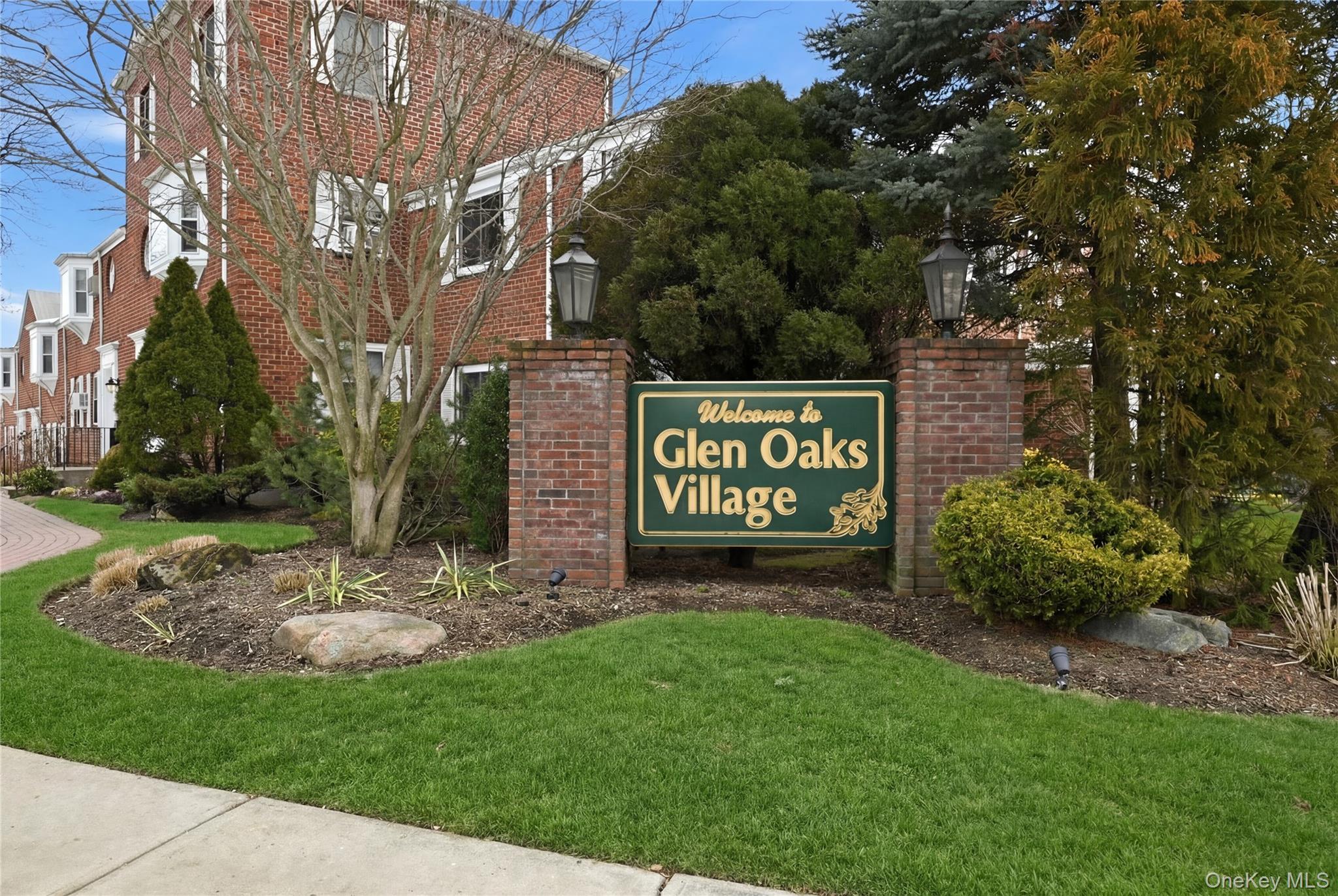 #2 photo, 263-33 73rd Avenue, קווינס Glen Oaks , NY 11004