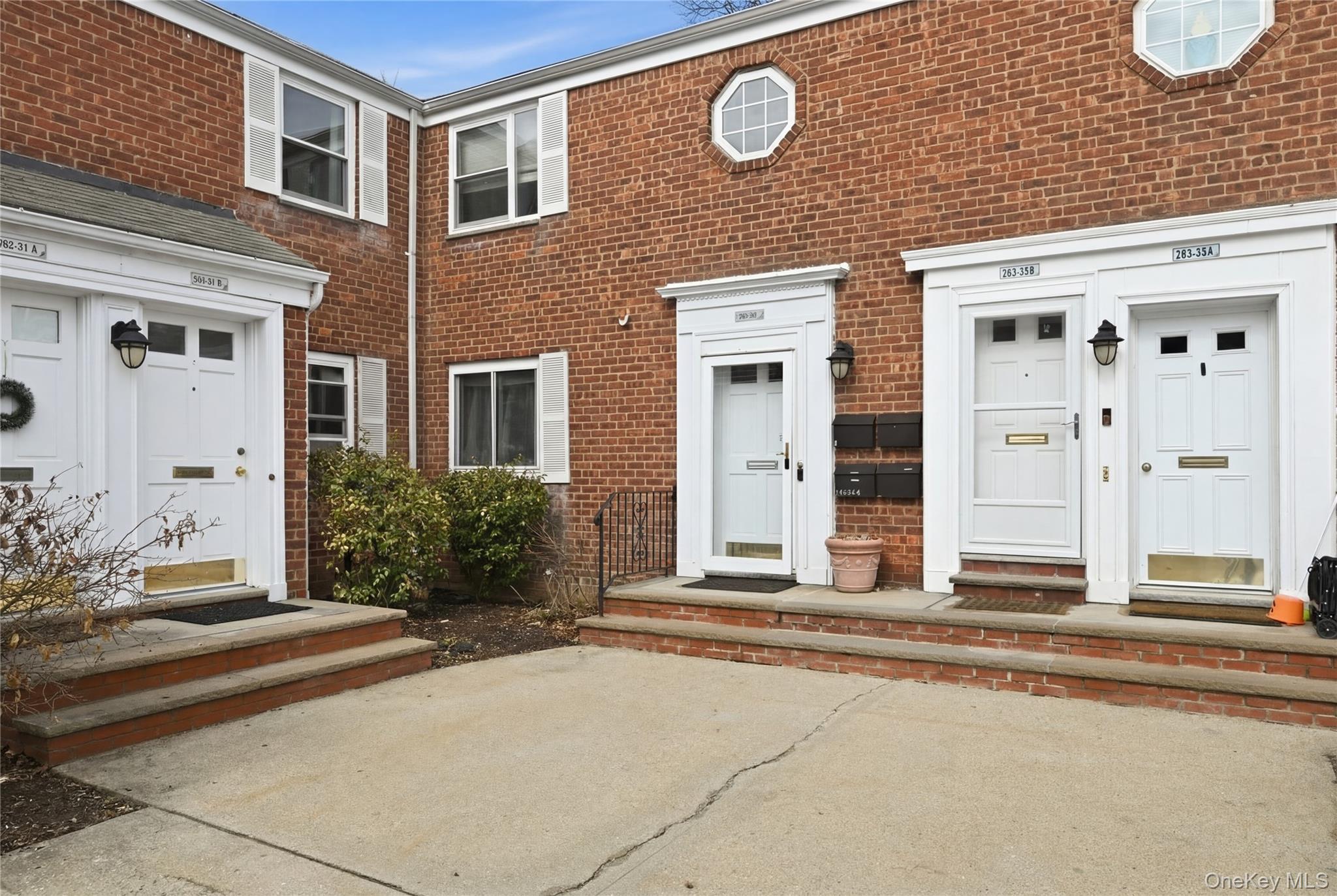 #6 photo, 263-33 73rd Avenue, קווינס Glen Oaks , NY 11004