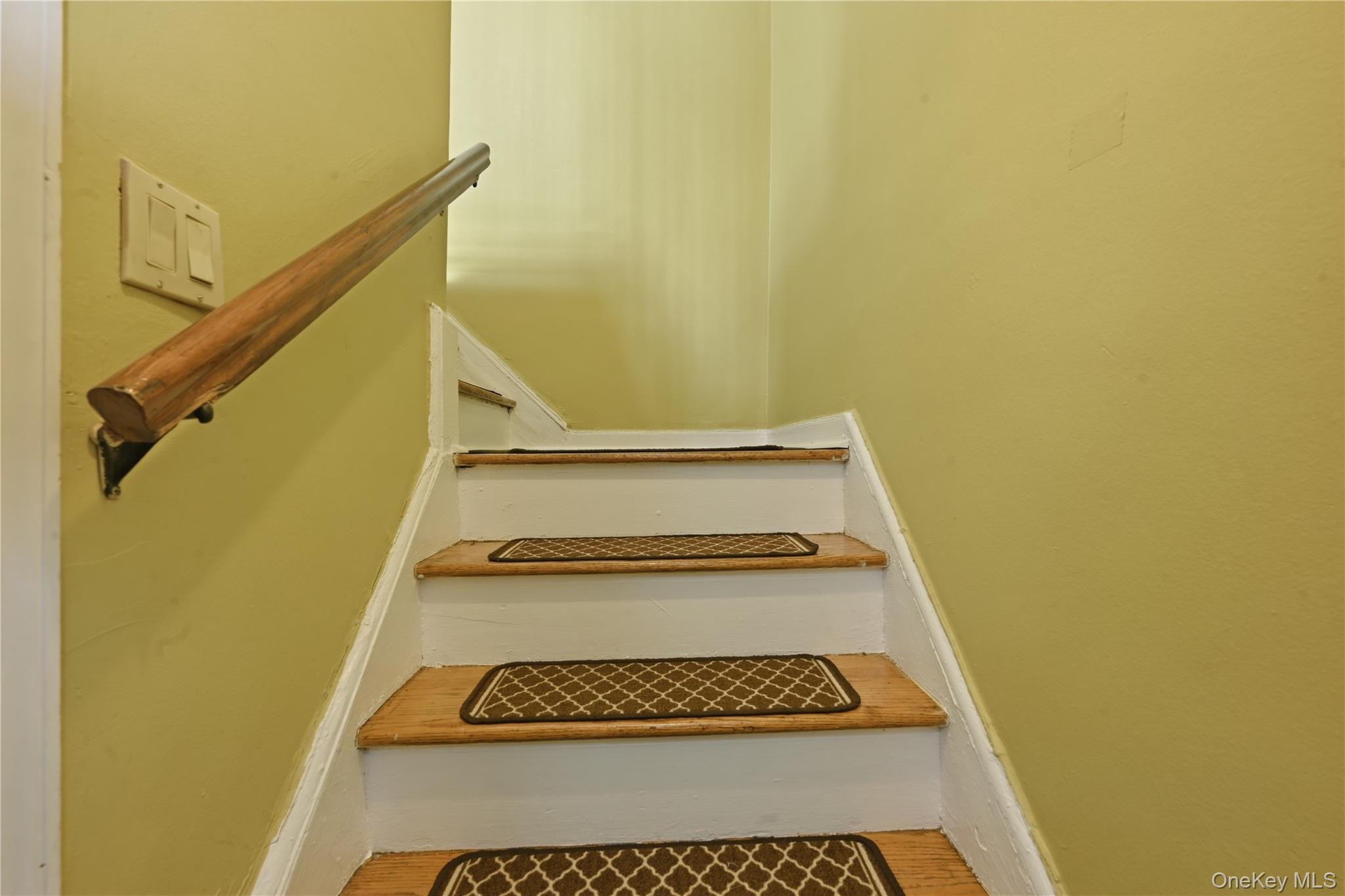 #7 photo, 263-33 73rd Avenue, קווינס Glen Oaks , NY 11004