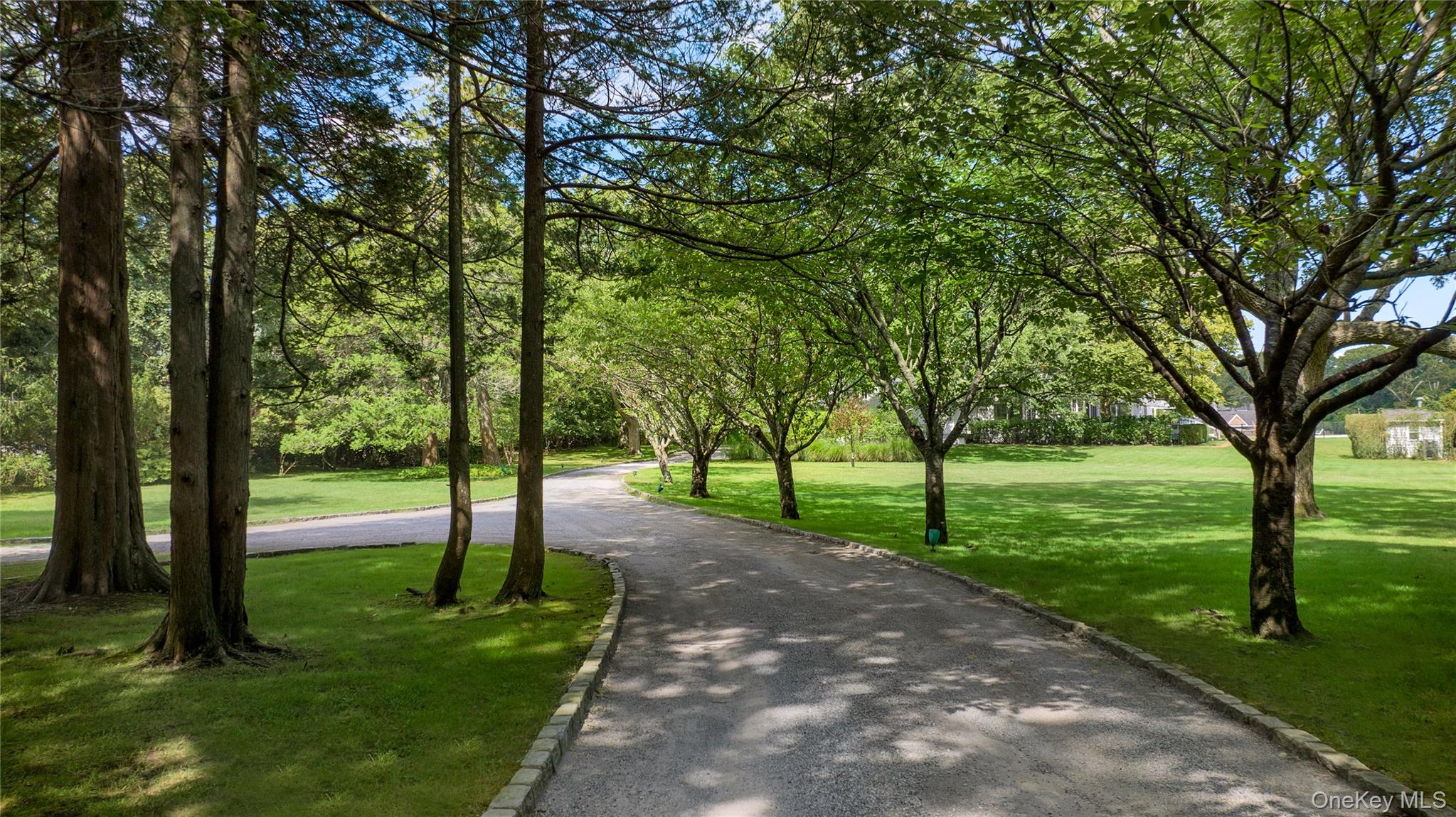 #3 photo, 11 Bay Road, Quogue , NY 11959