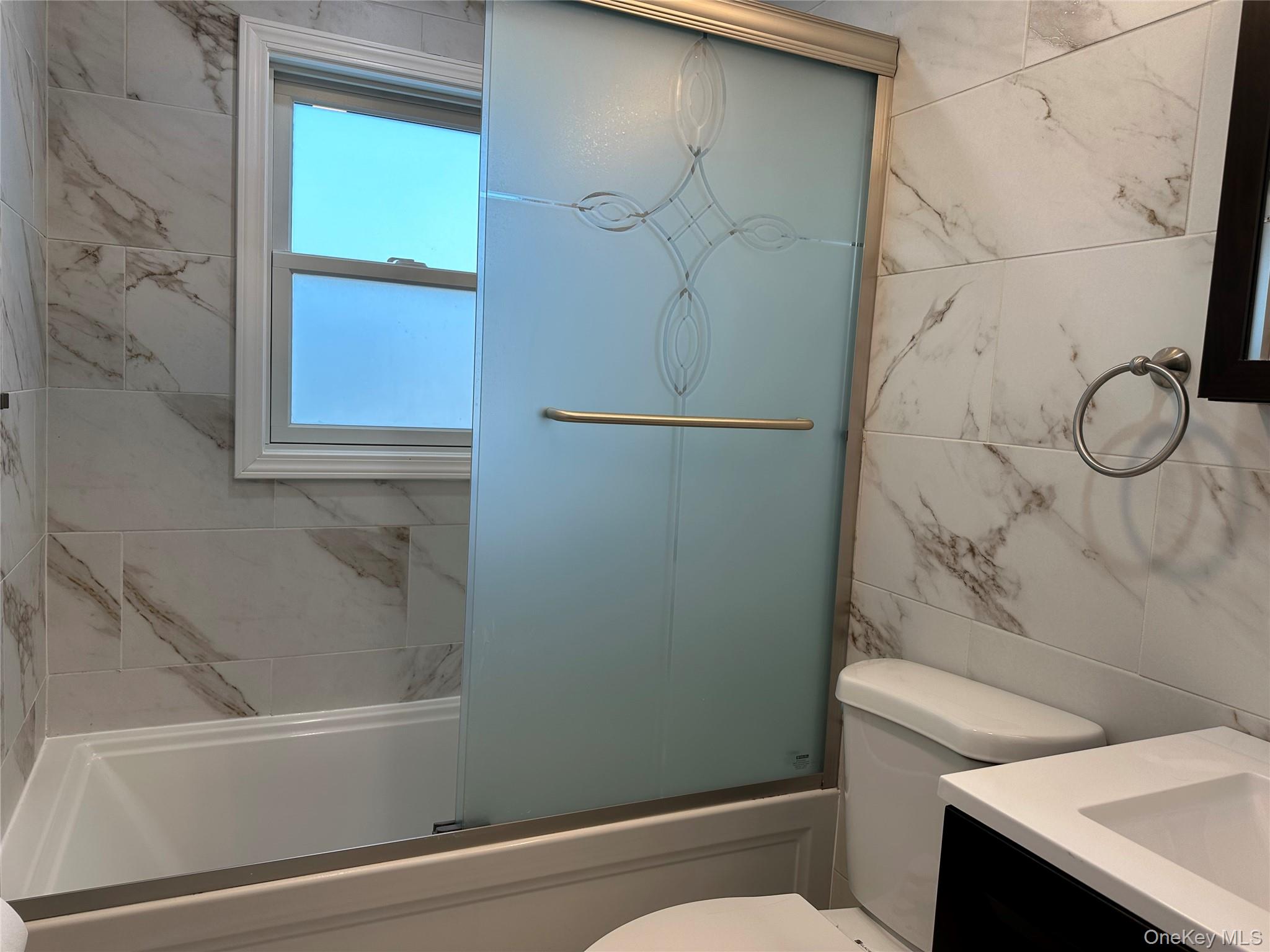 #6 photo, 59 New Hampshire Avenue, ناسو Massapequa , NY 11758