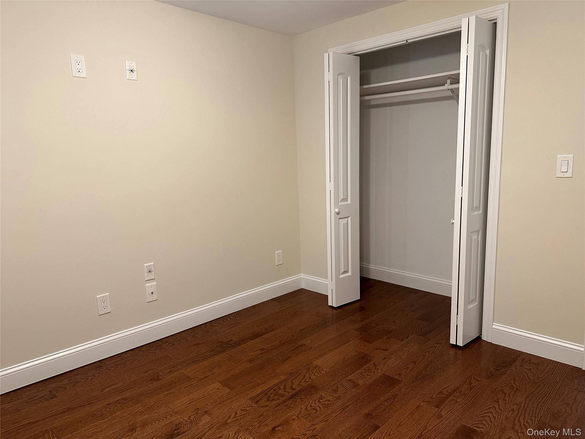 #9 photo, 59 New Hampshire Avenue, ناسو Massapequa , NY 11758