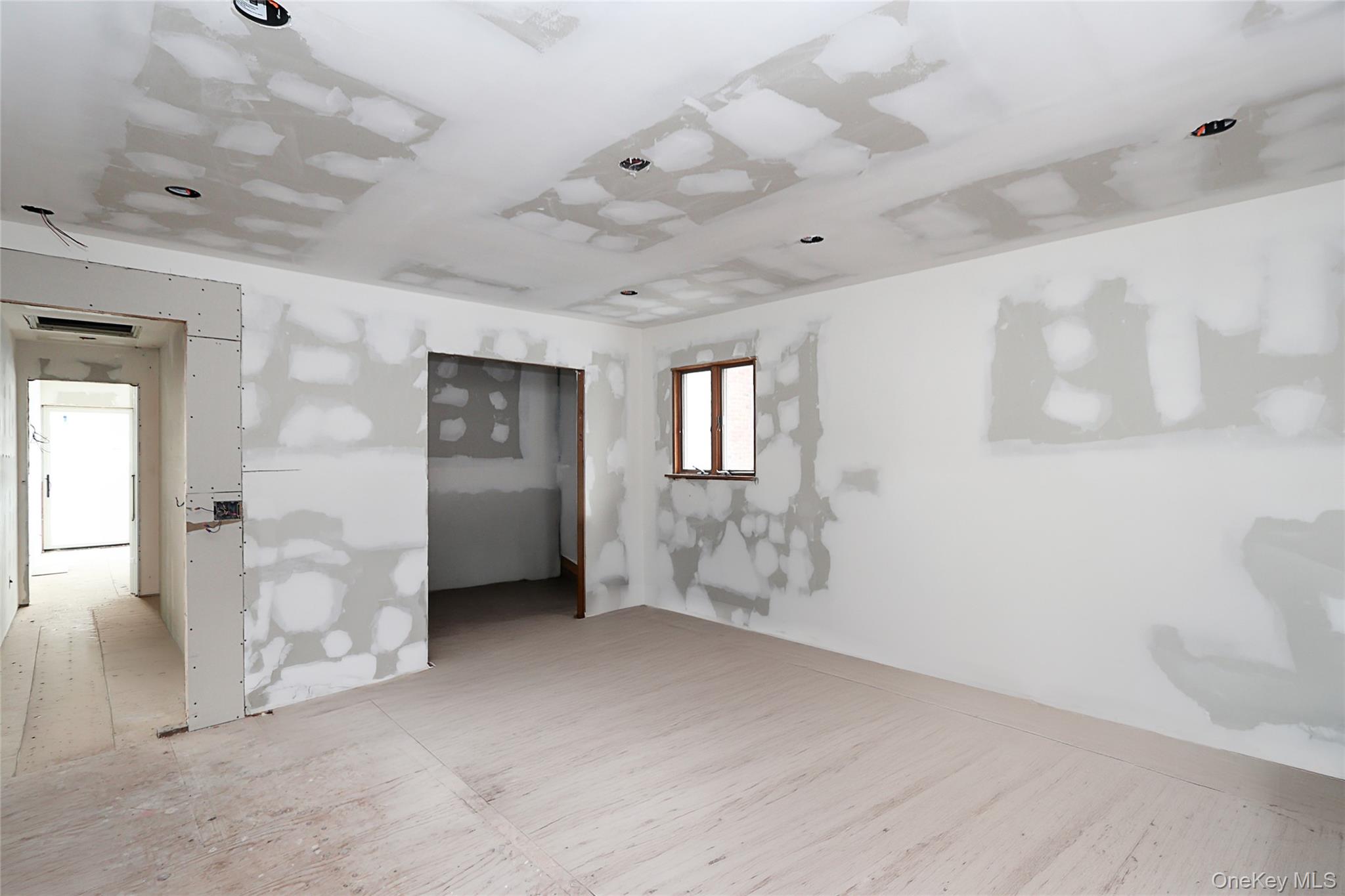 #11 photo, 38 Milland Drive, 東長島 Northport , NY 11768