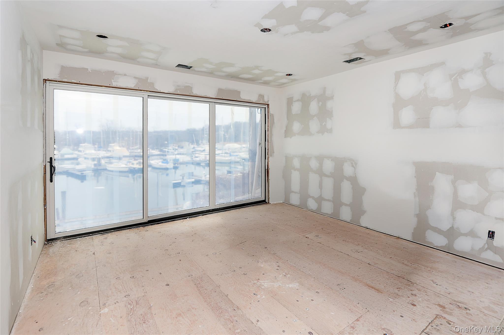 #13 photo, 38 Milland Drive, 東長島 Northport , NY 11768