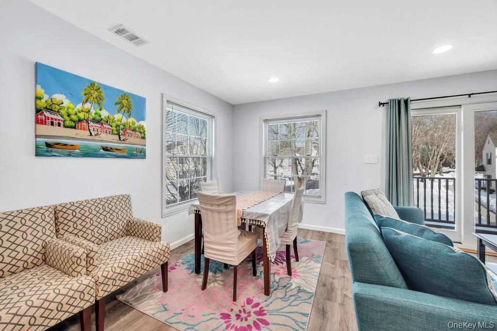 #12 photo, 348 Artist Lake Drive, Middle Island , NY 11953