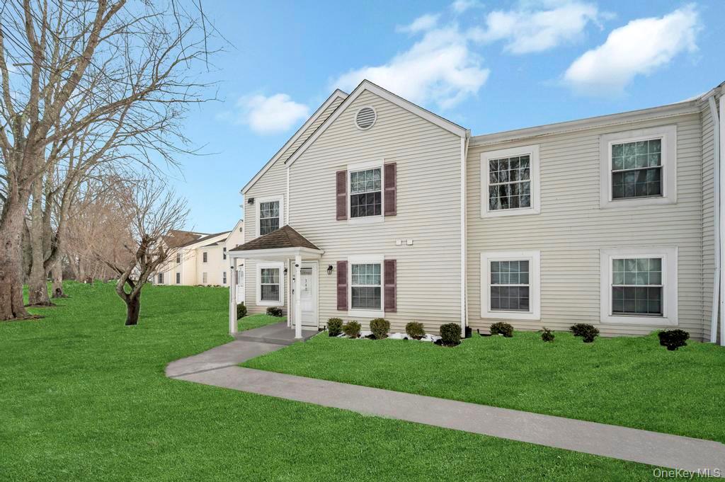 #2 photo, 348 Artist Lake Drive, Middle Island , NY 11953