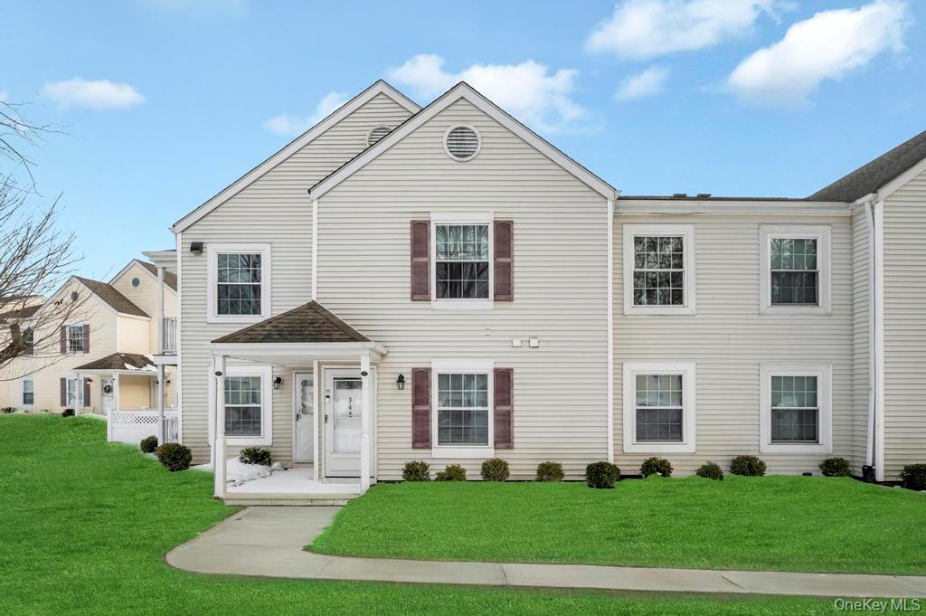 #5 photo, 348 Artist Lake Drive, Middle Island , NY 11953