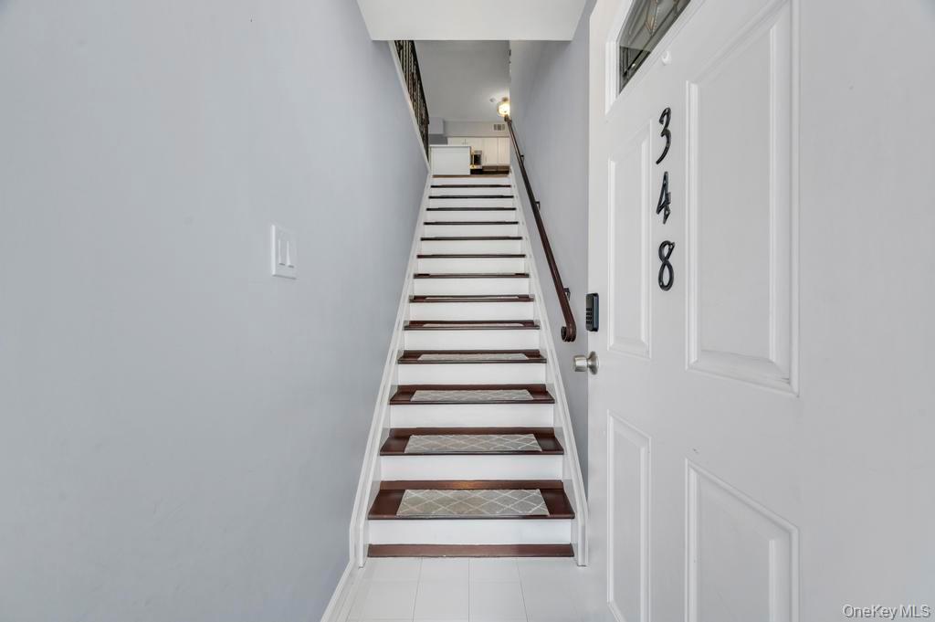 #6 photo, 348 Artist Lake Drive, Middle Island , NY 11953