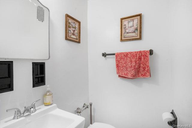 #16 photo, 33-44 Junction Blvd, Jackson Heights , NY 11372