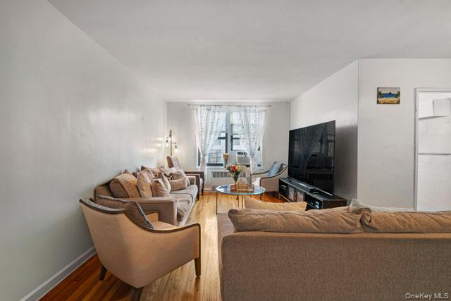 #6 photo, 33-44 Junction Blvd, Jackson Heights , NY 11372