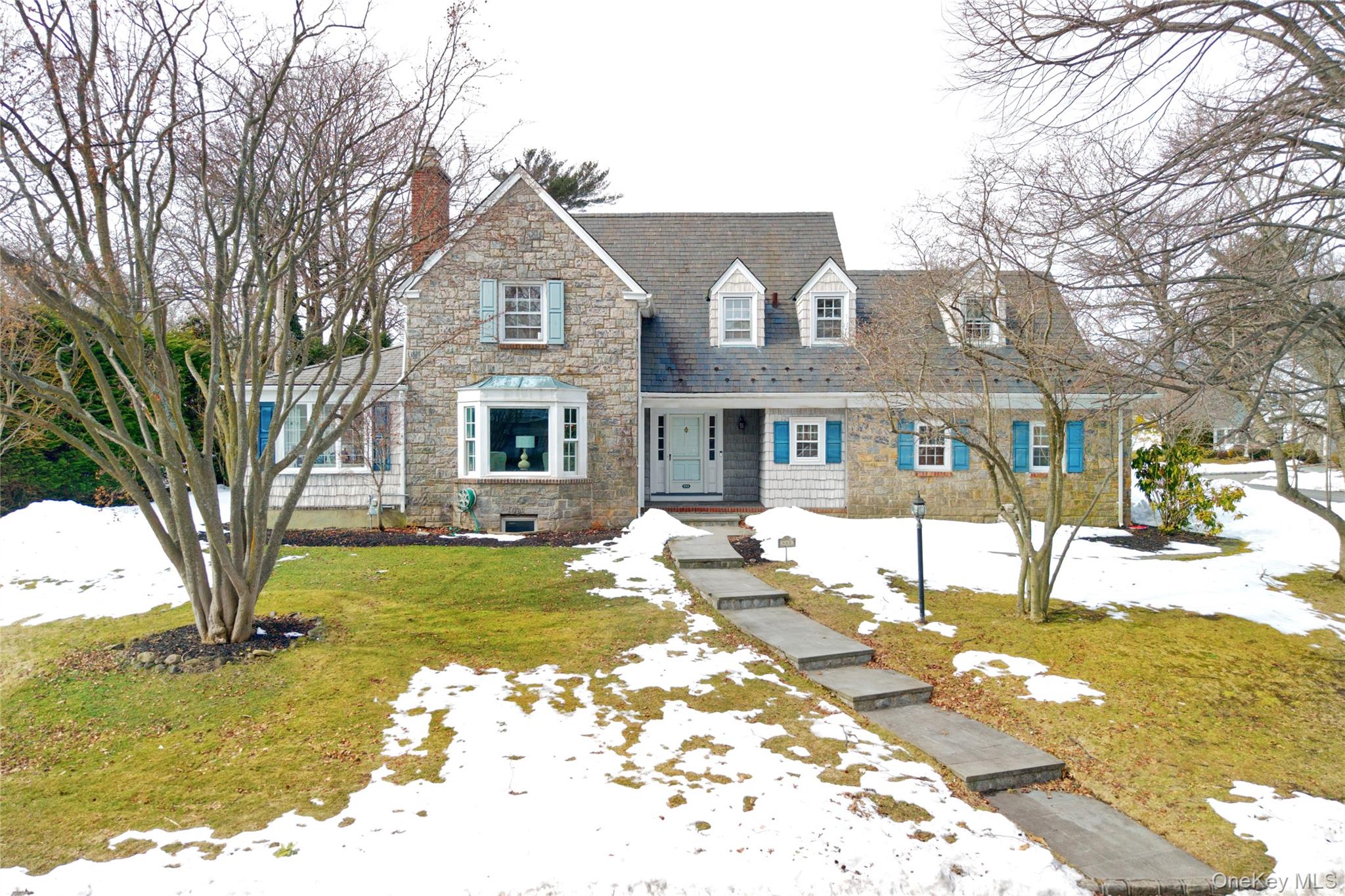 #1 photo, 448 Abbey Road, Manhasset , NY 11030