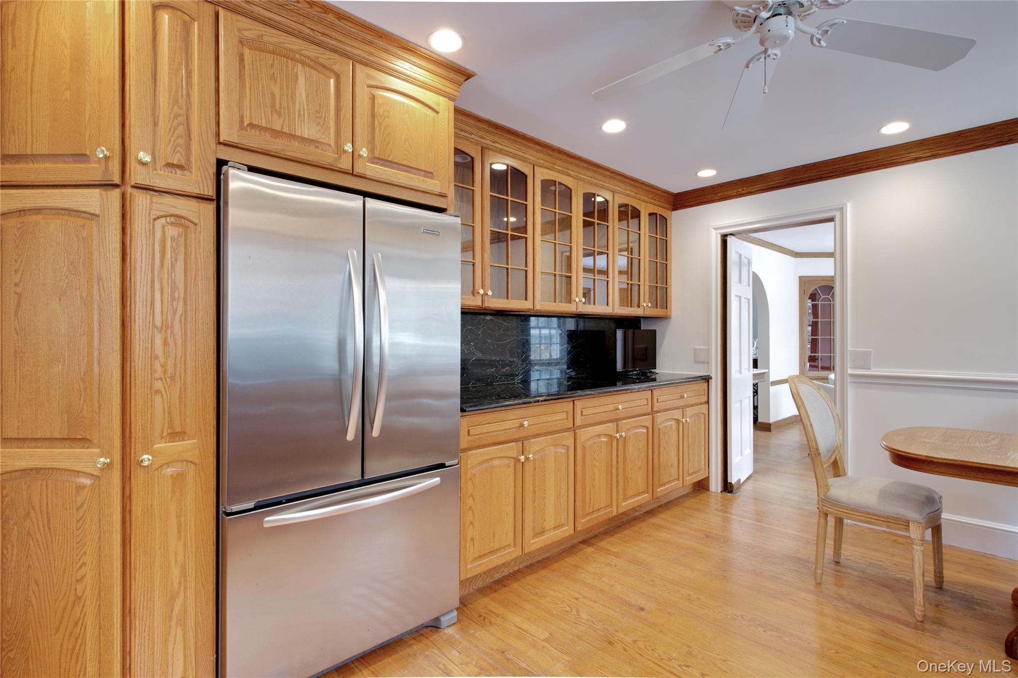 #12 photo, 448 Abbey Road, Manhasset , NY 11030