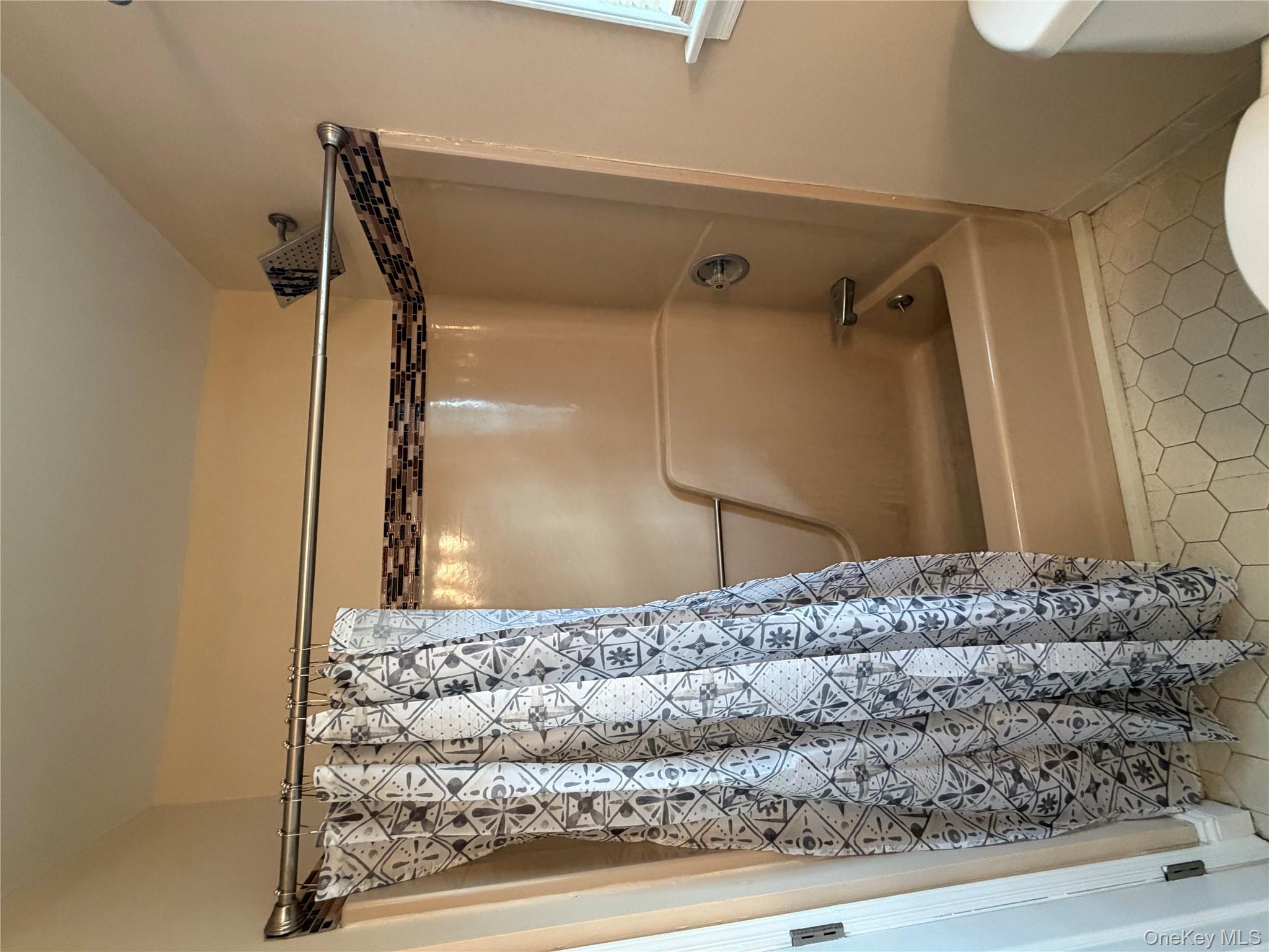 #20 photo, 511A 6th Street, 东长岛 East Northport , NY 11731