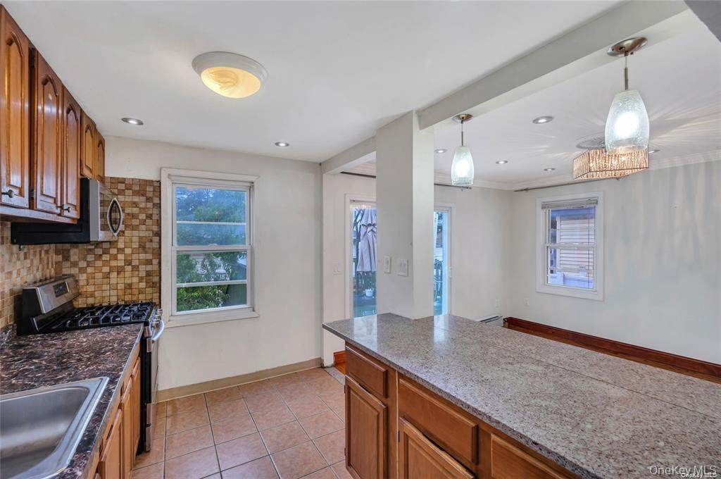 #12 photo, 10921 215th Street, Queens Village , NY 11429