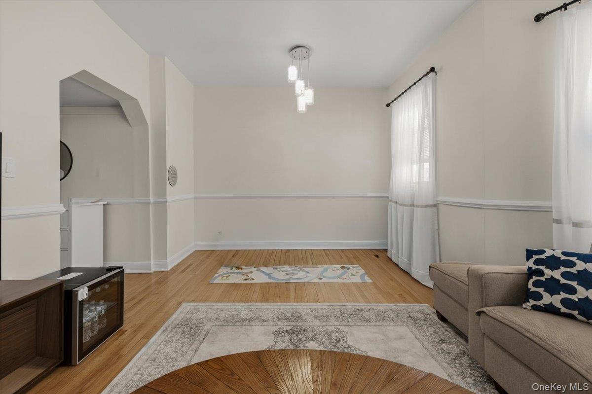 #4 photo, 1727 Victor Street, Bronx , NY 10462