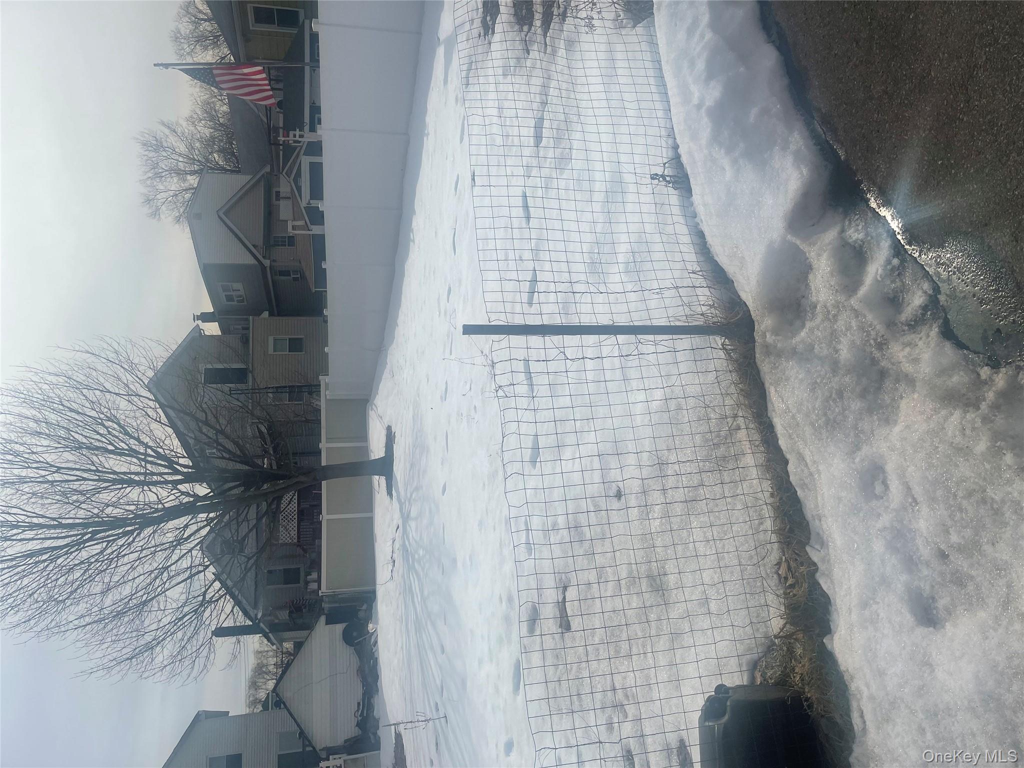 #1 photo, 102-32 Rau Court, 뉴욕퀸즈 Howard Beach , NY 11414