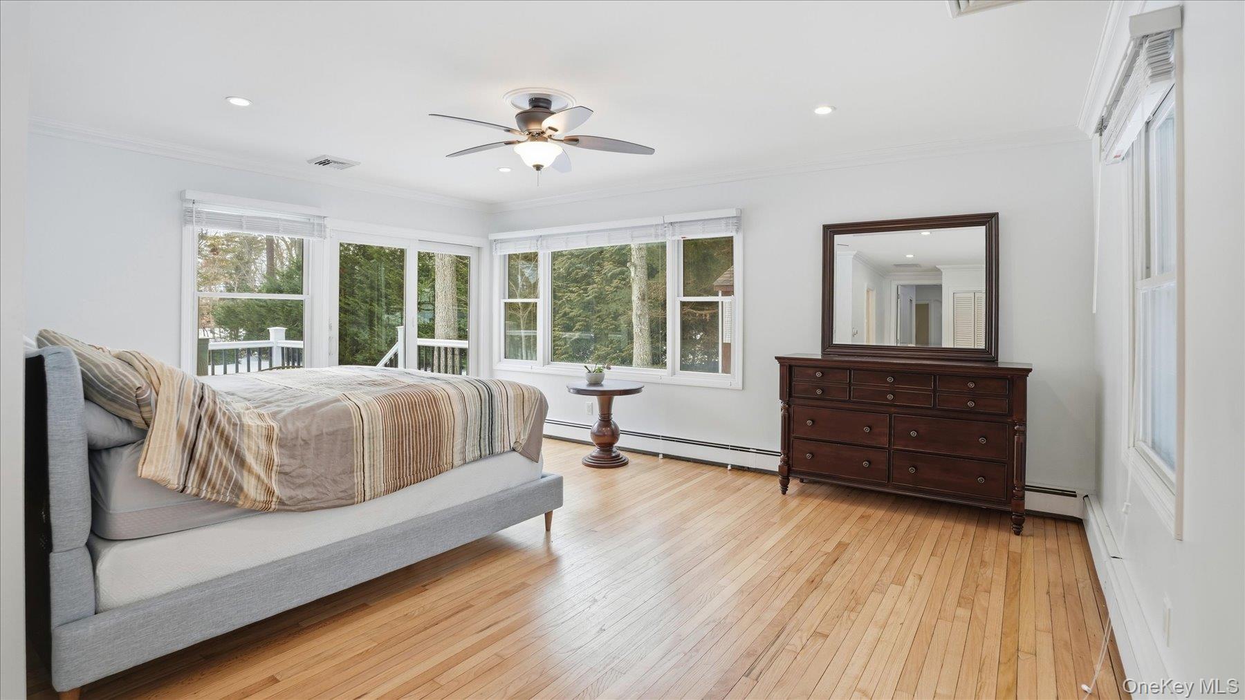 #11 photo, 3 Robins Nest Lane, 롱 아일랜드 Hampton Bays , NY 11946