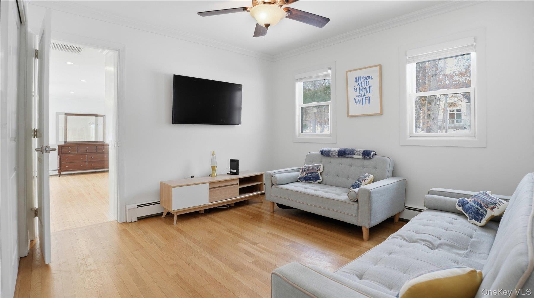 #13 photo, 3 Robins Nest Lane, 롱 아일랜드 Hampton Bays , NY 11946