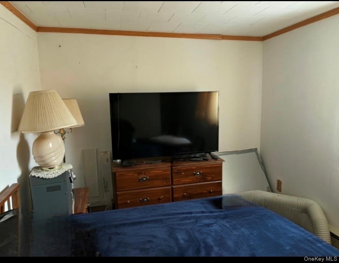 #9 photo, 33 Lakewood Avenue, Ronkonkoma , NY 11779