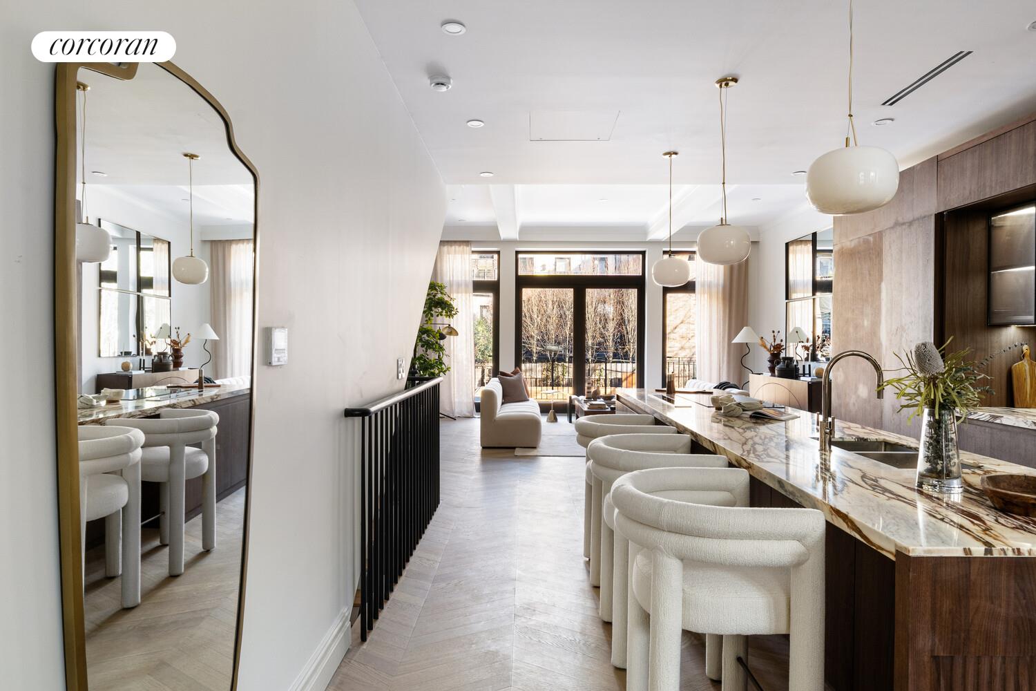 #4 photo, 153 STATE Street, Brooklyn Heights , NY 11201