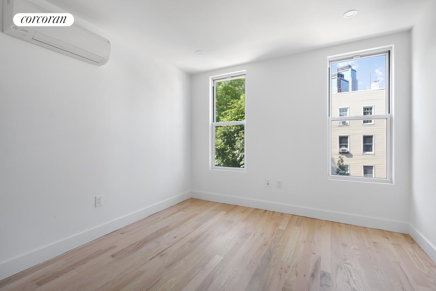 #4 photo, Brooklyn, Бруклин ‖ Greenpoint , NY 11222