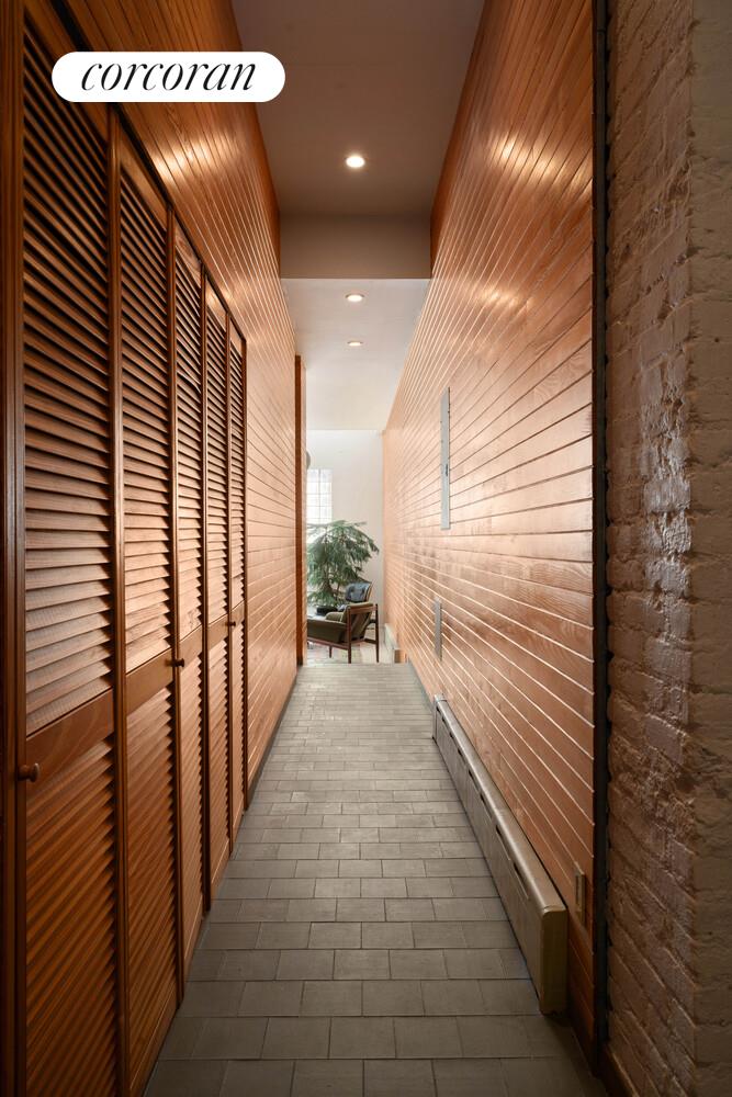 #10 photo, Brooklyn, הברונקס Williamsburg , NY 11211