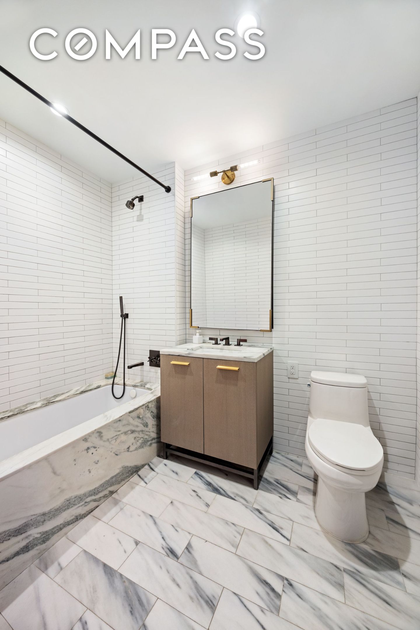 #11 photo, 91 Leonard Street, Tribeca , NY 10013