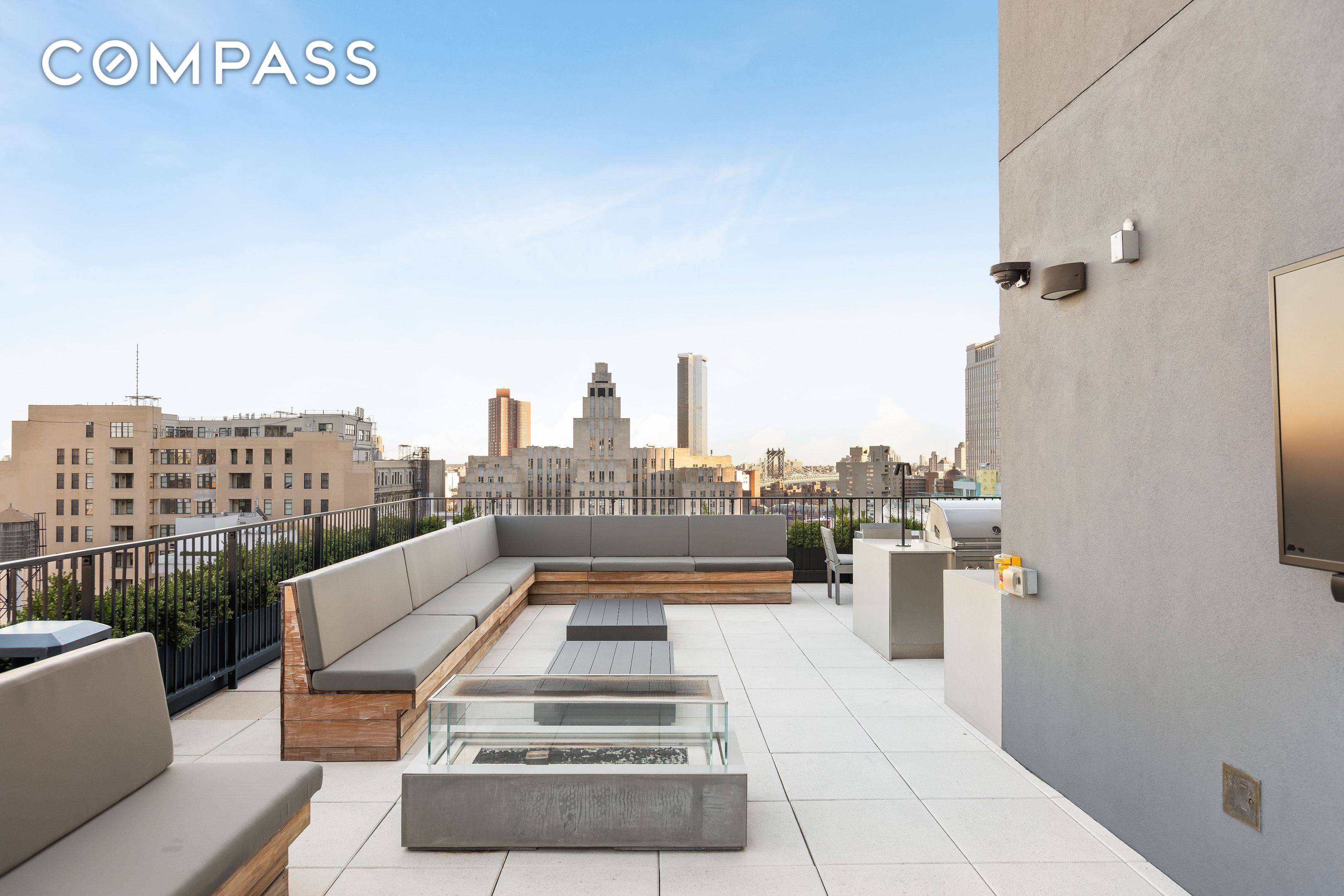 #16 photo, 91 Leonard Street, Tribeca , NY 10013