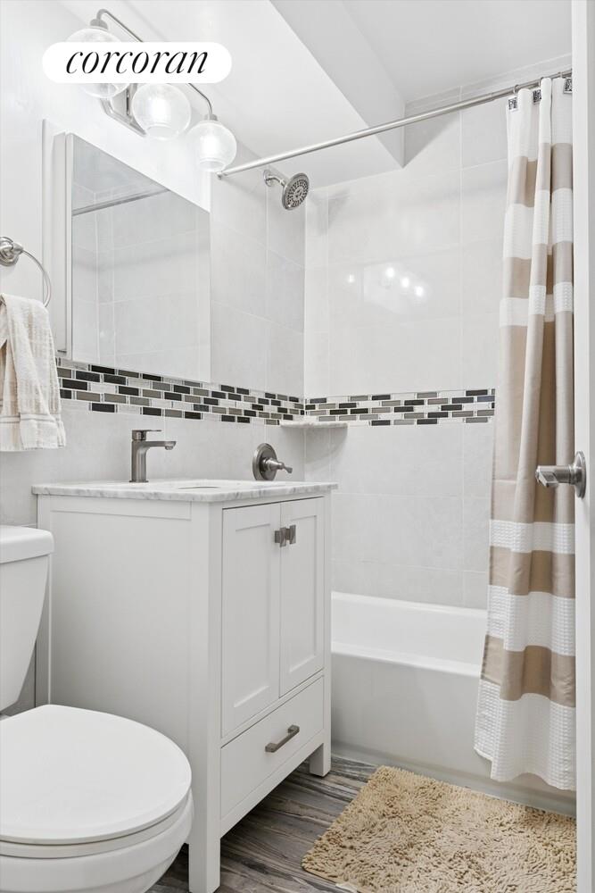 #4 photo, 215 ADAMS Street, Downtown Brooklyn , NY 11201