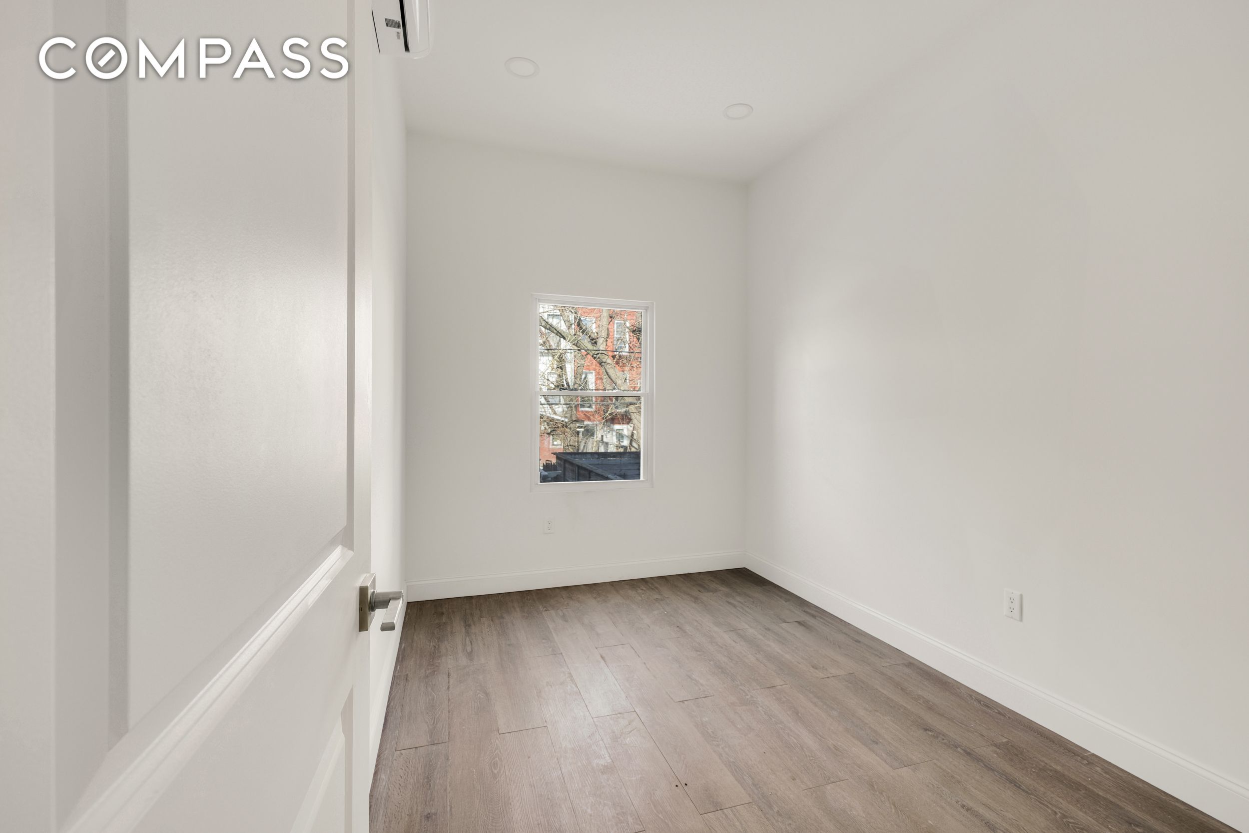 #8 photo, Brooklyn, Bushwick , NY 11221