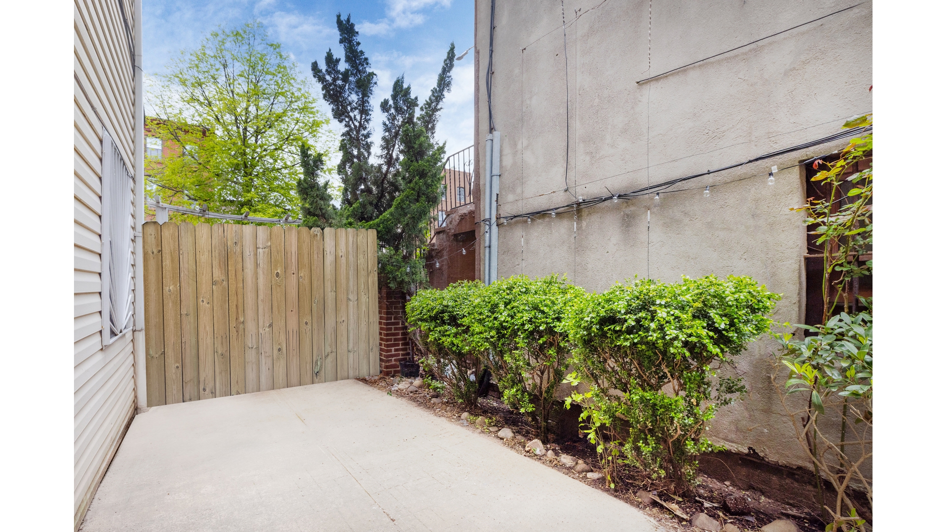 #10 photo, 1 MONROE Street, Бруклин ‖ Bedford-Stuyvesant , NY 11238