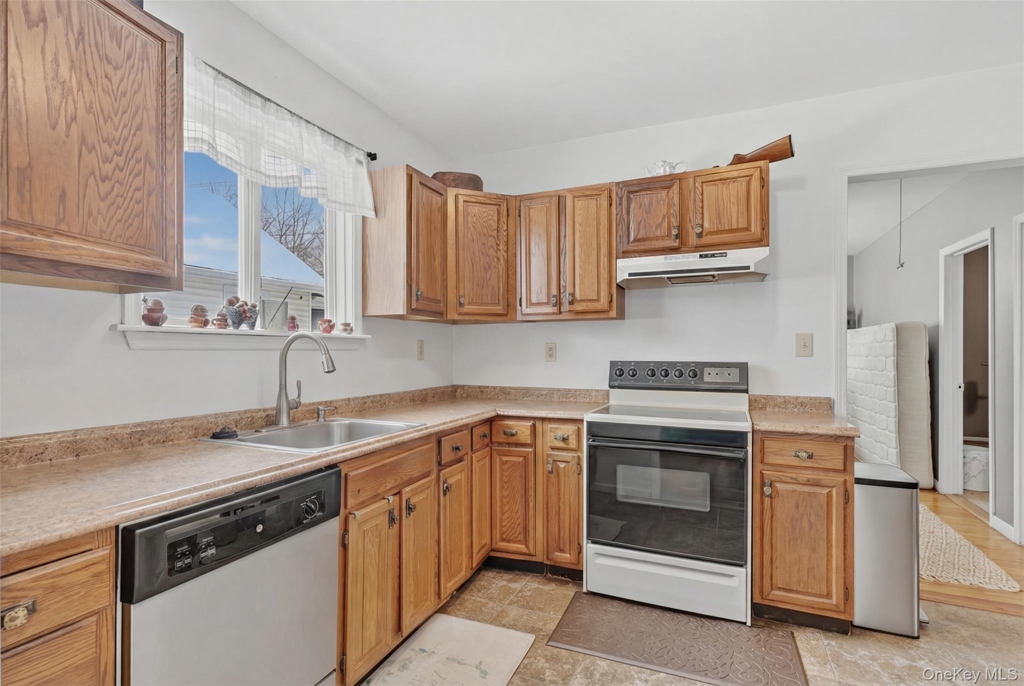 #6 photo, 10 N Maple Street, Fallsburg , NY 12779