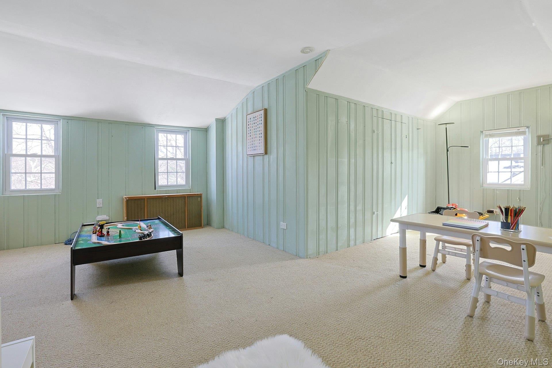 #19 photo, 120 Albemarle Road, White Plains , NY 10605