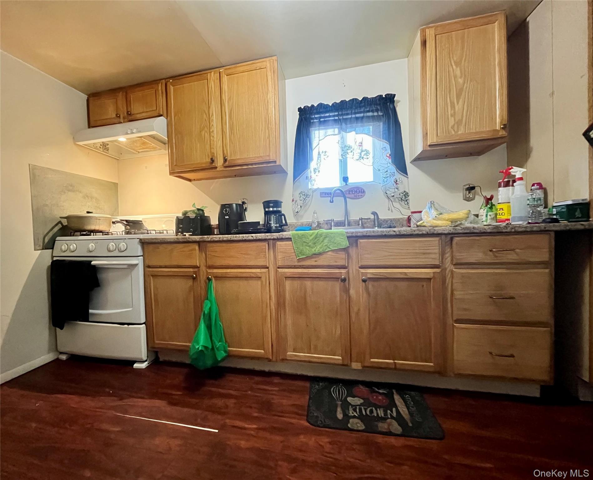 #4 photo, 521 E Main Street, Middletown , NY 10940