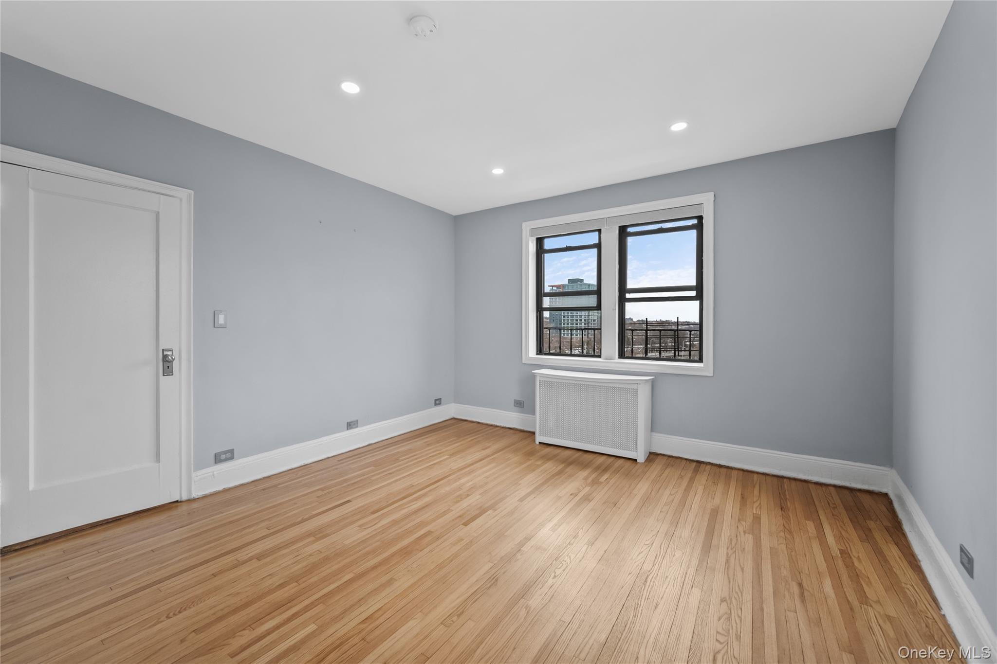 #12 photo, 475 Bronx River Road, Yonkers , NY 10704