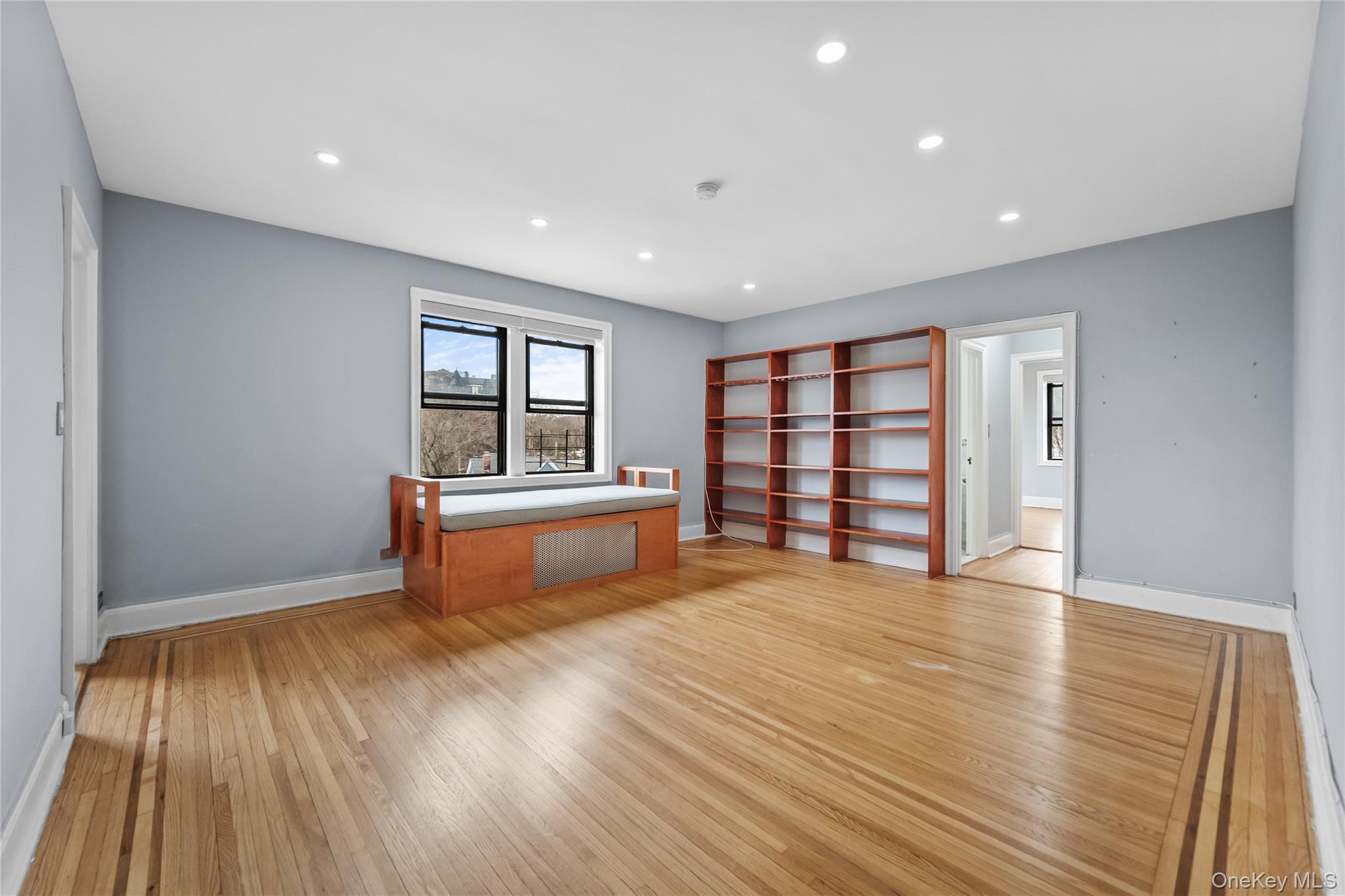 #4 photo, 475 Bronx River Road, Yonkers , NY 10704