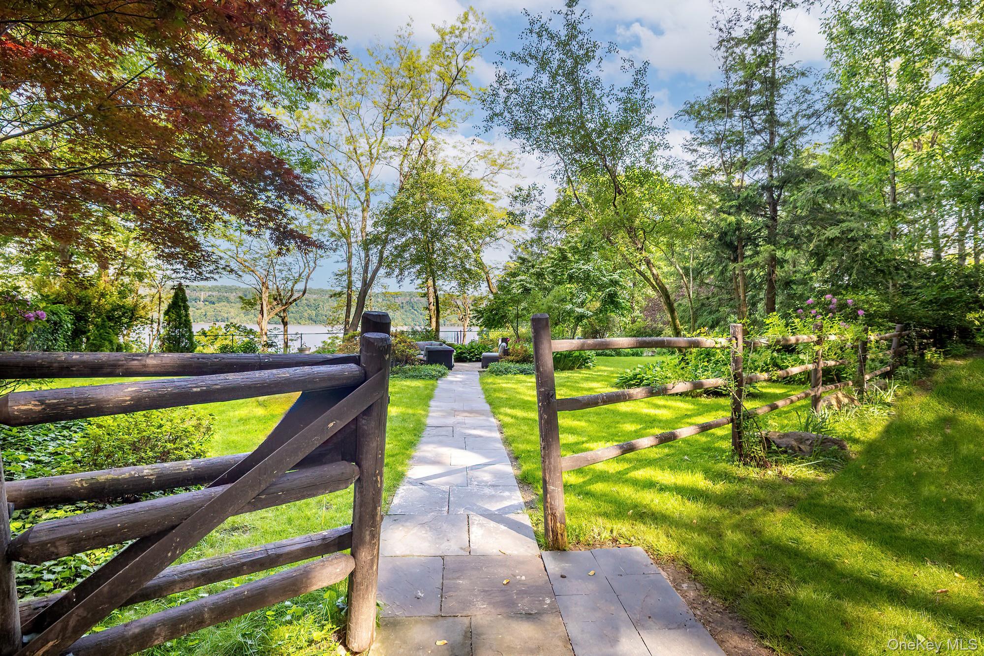 #15 photo, 2727 Palisade Avenue, 브롱크스 Bronx , NY 10463