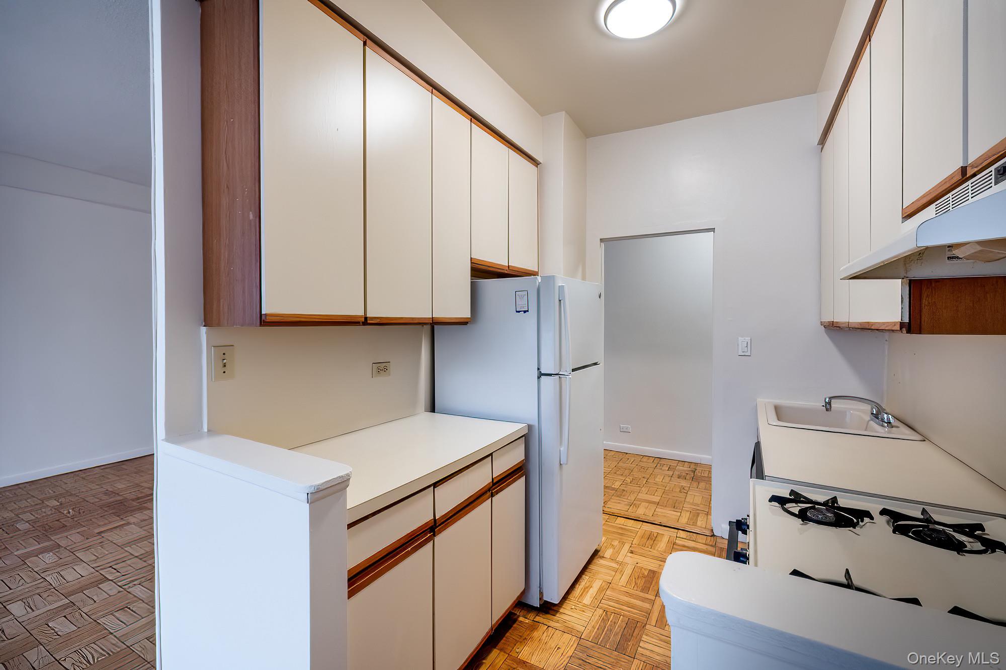 #8 photo, 2727 Palisade Avenue, 브롱크스 Bronx , NY 10463
