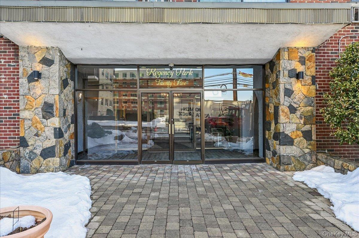 #2 photo, 25 Lake Street, White Plains , NY 10603