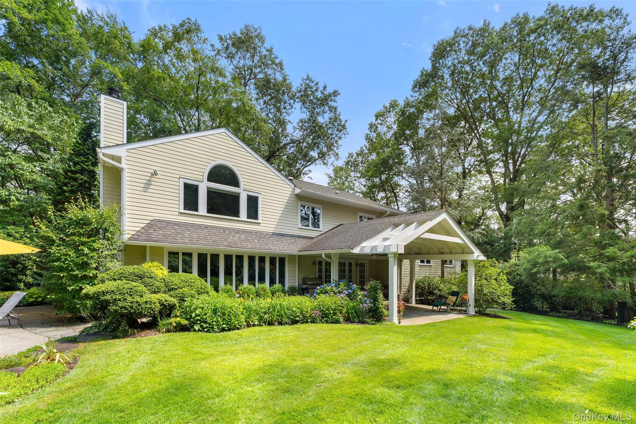 #3 photo, 110 Round Hill Road, Scarsdale , NY 10583