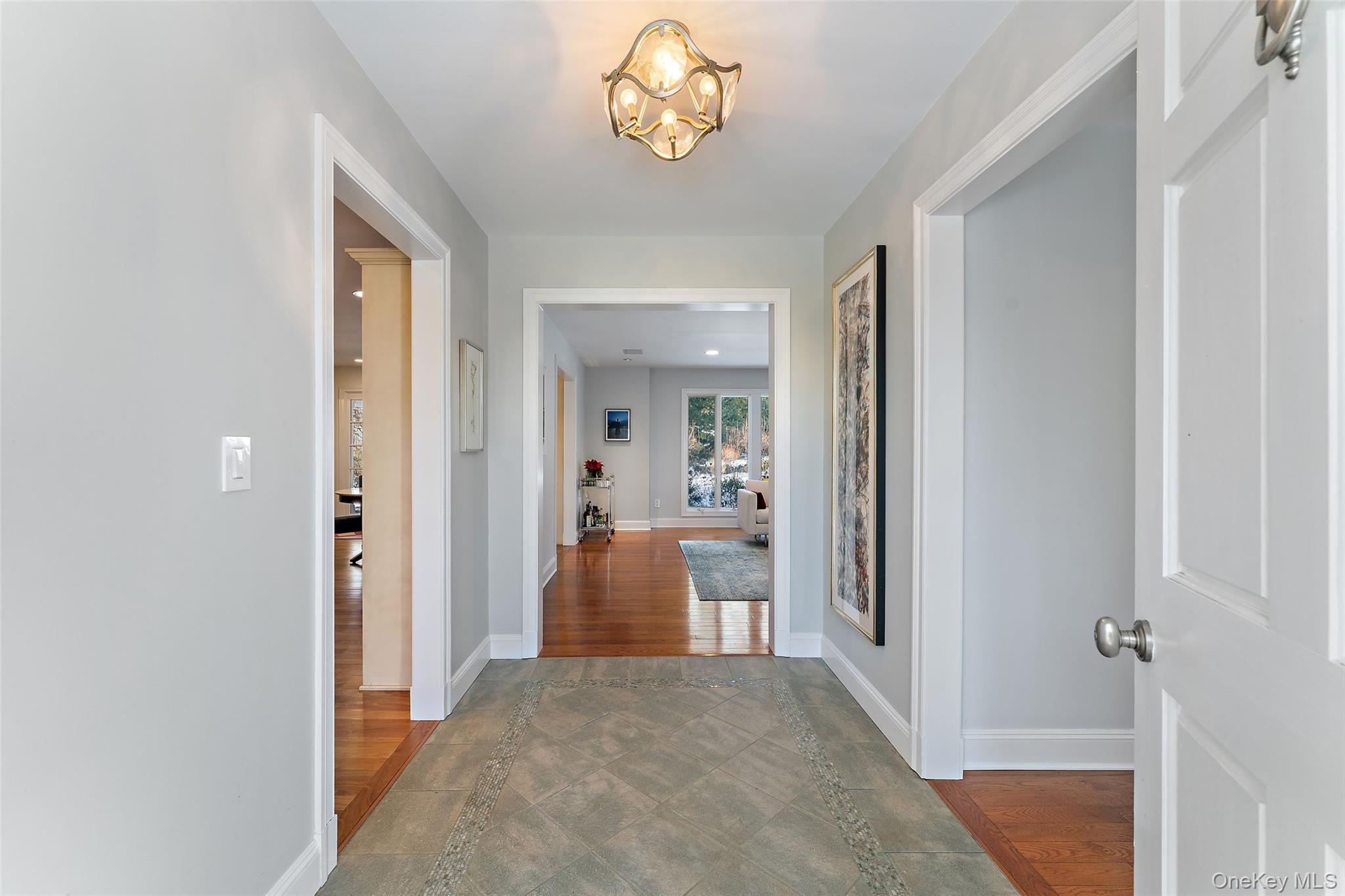 #6 photo, 110 Round Hill Road, Scarsdale , NY 10583