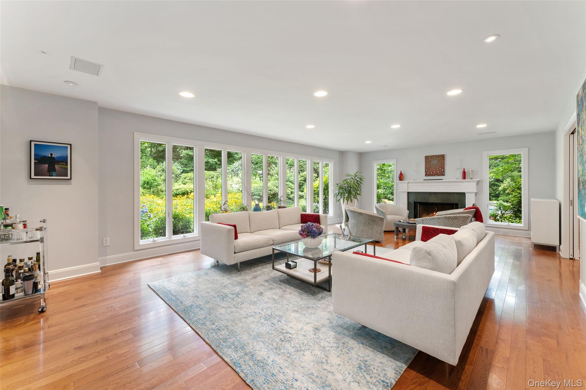 #7 photo, 110 Round Hill Road, Scarsdale , NY 10583